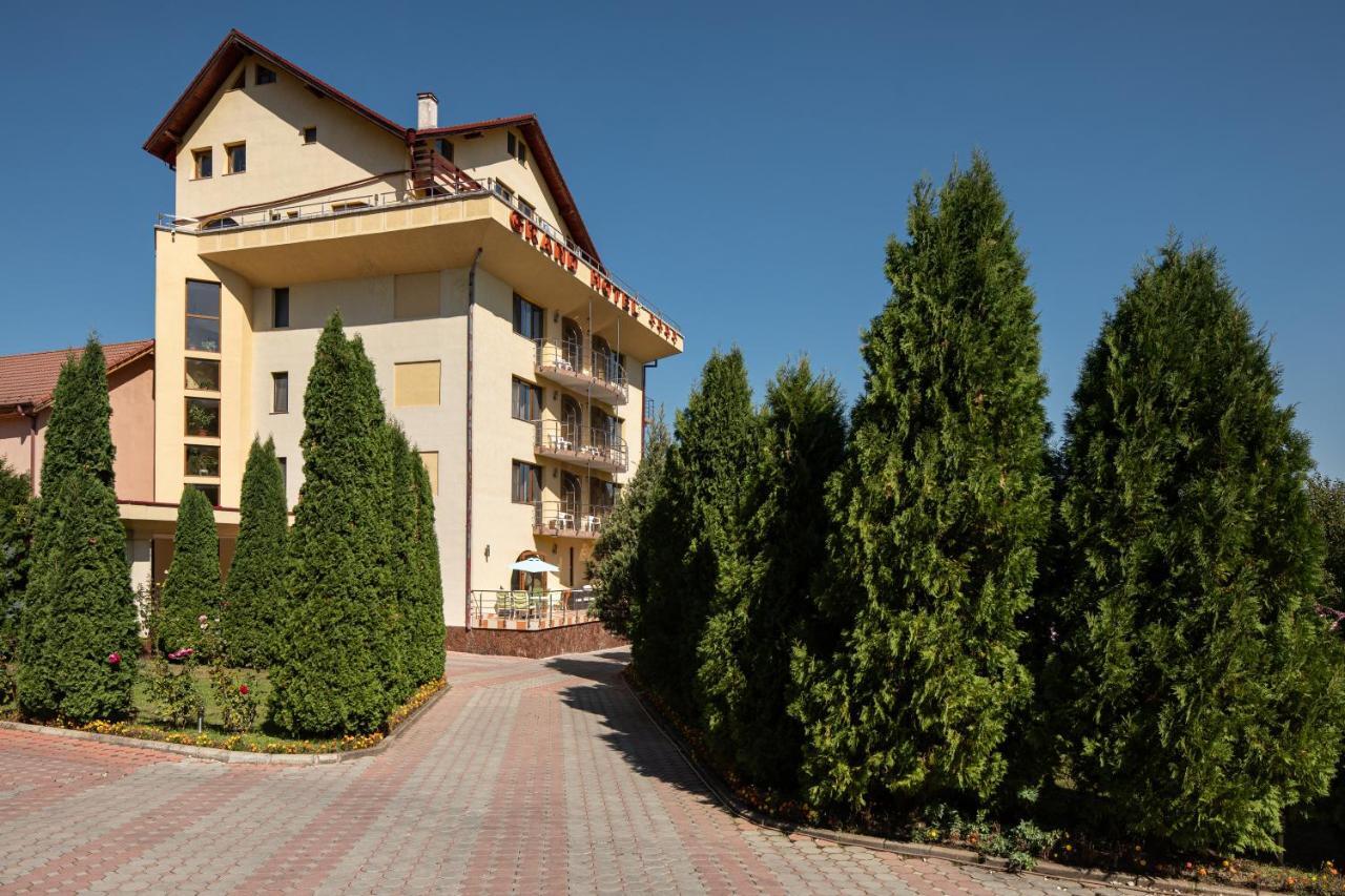 Grand Hotel Brasov Ngoại thất bức ảnh